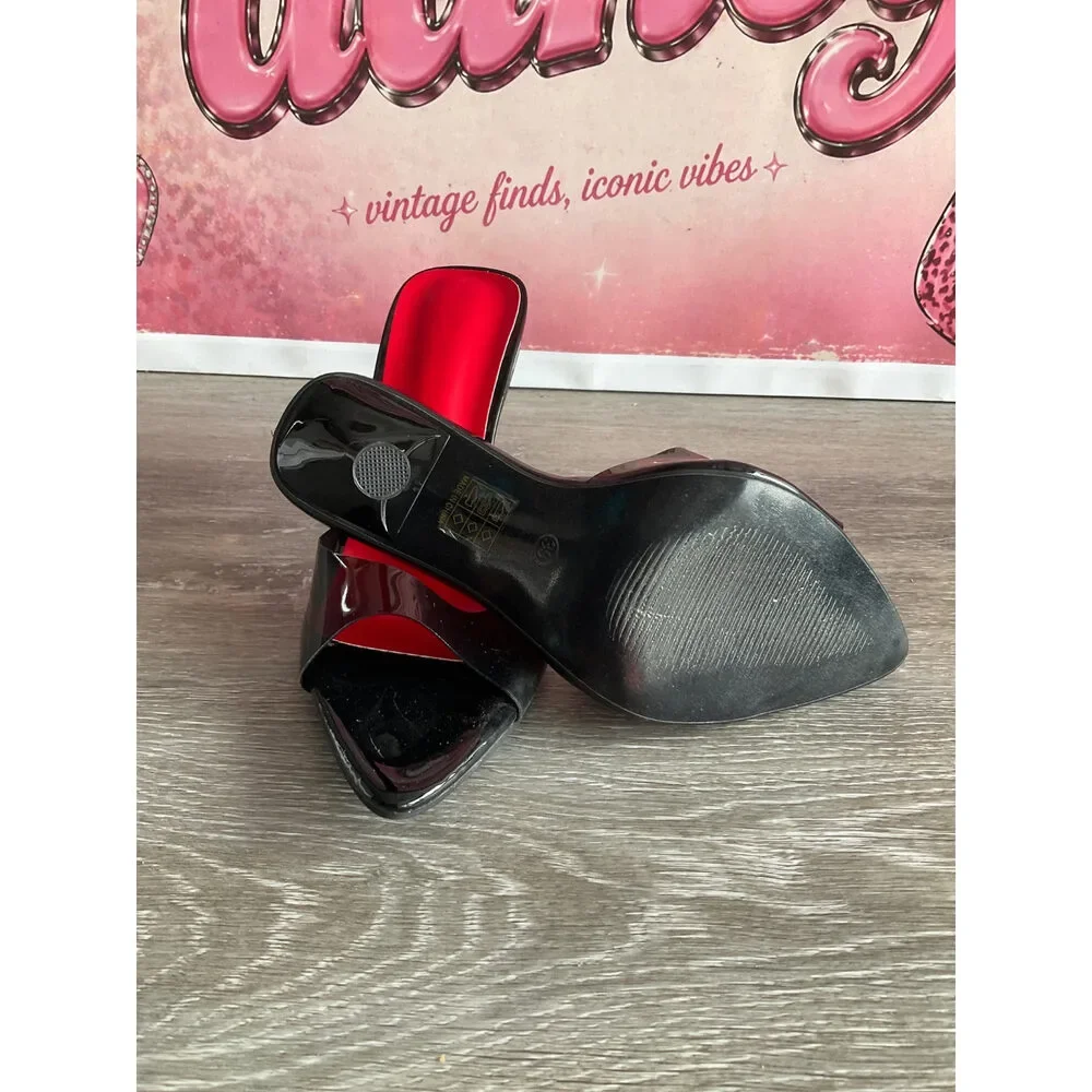 Astuccio Black Heel (Size W8.5)